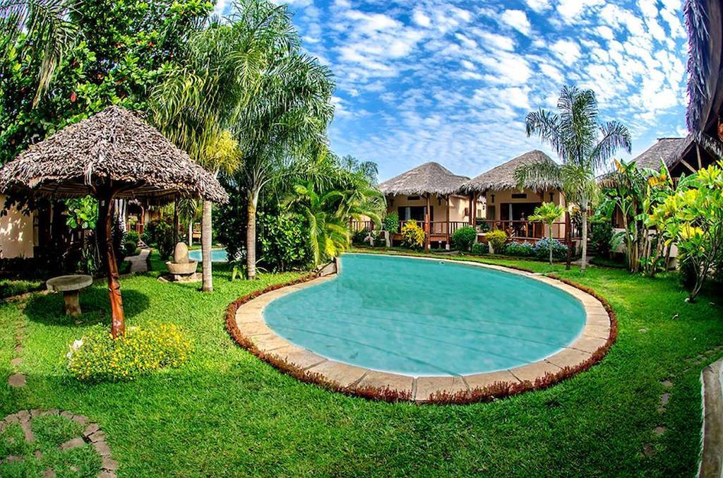 Le Zahir Lodge Ambatoloaka  Luaran gambar