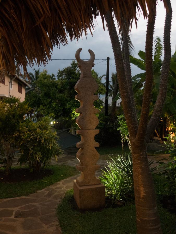 Le Zahir Lodge Ambatoloaka  Luaran gambar
